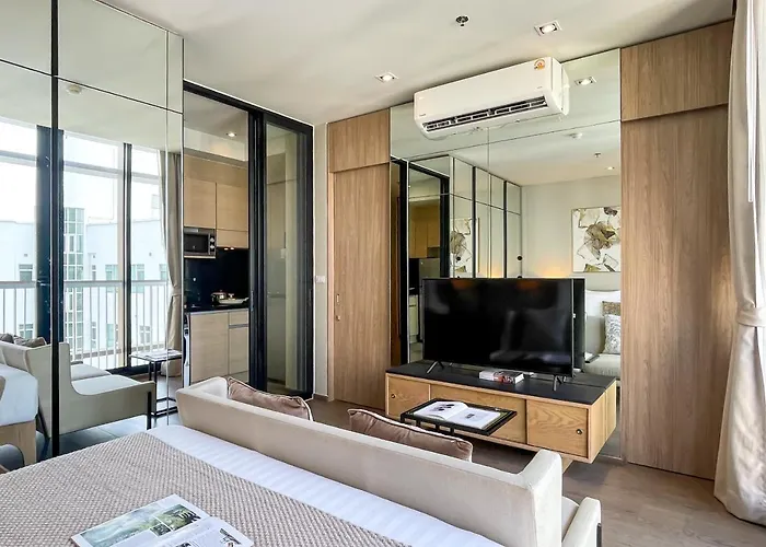 Walk To Bts L Fully Furnish L Pool And Suana