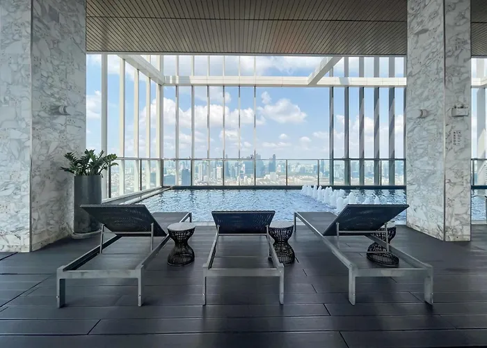 公寓 Walk To Bts L Fully Furnish L Pool And Suana 曼谷