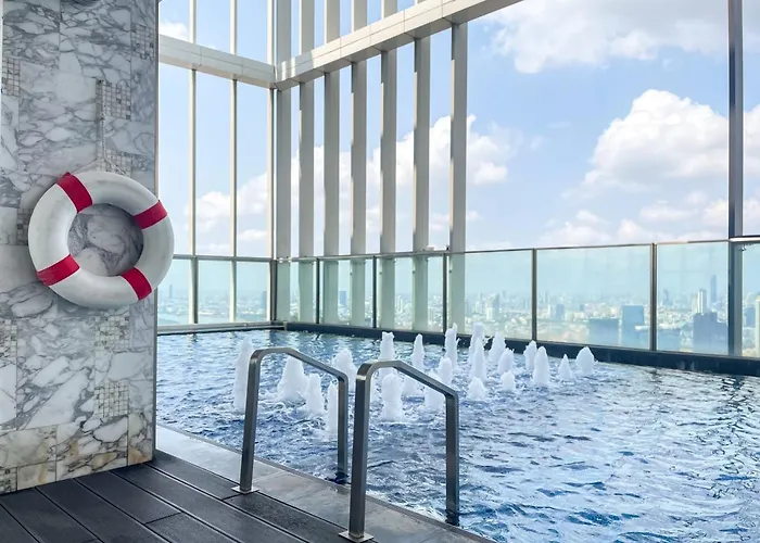Walk To Bts L Fully Furnish L Pool And Suana
